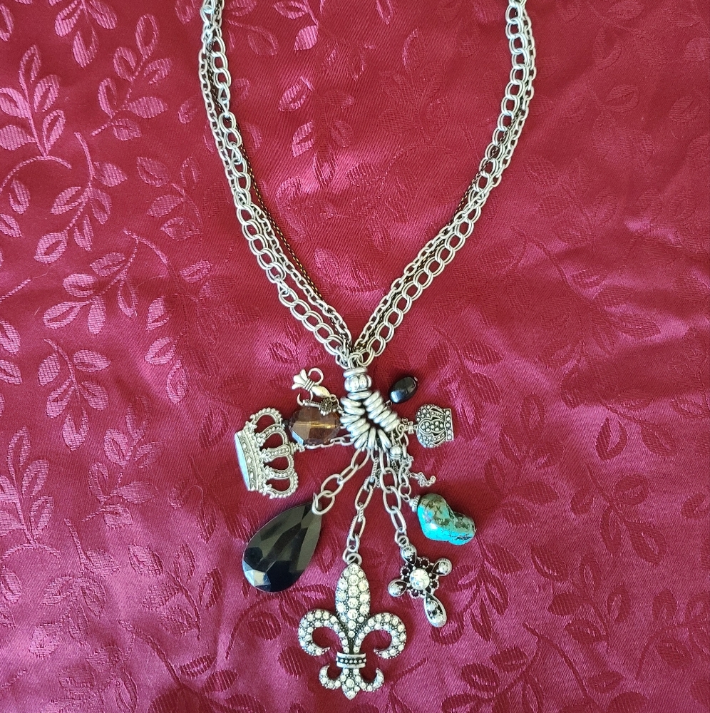 Beautiful Chunky Necklace